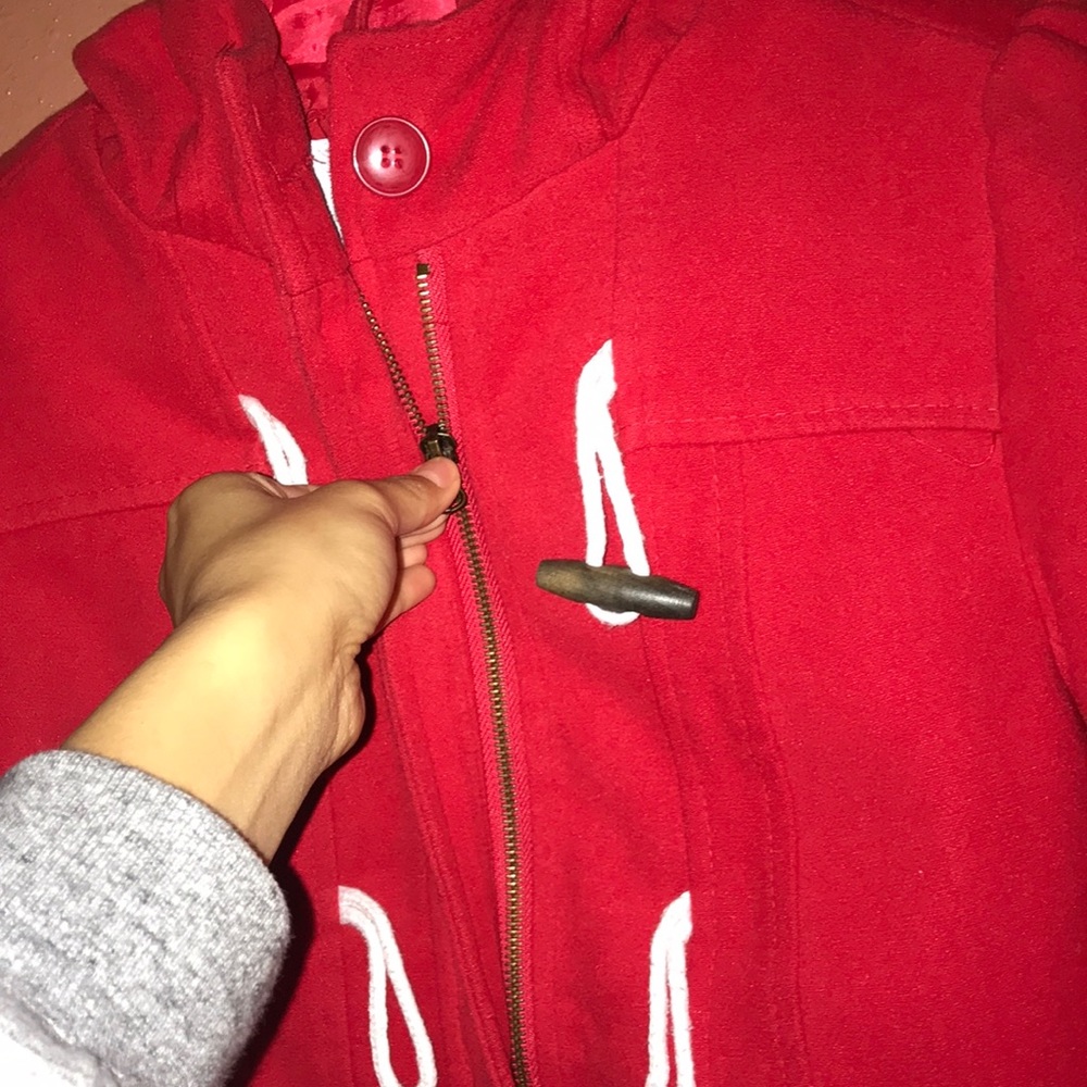 Red coat - Picture 4 of 5